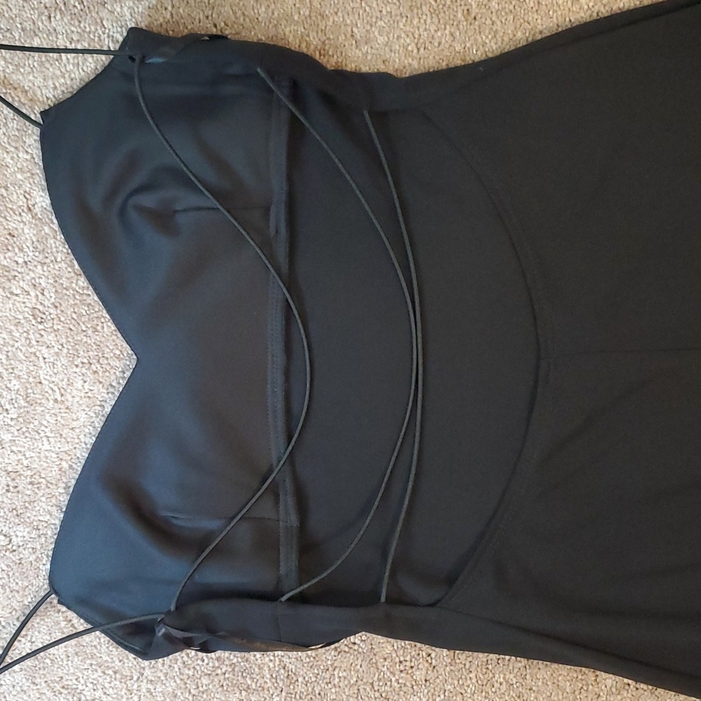 Dress - Picture 3 of 3